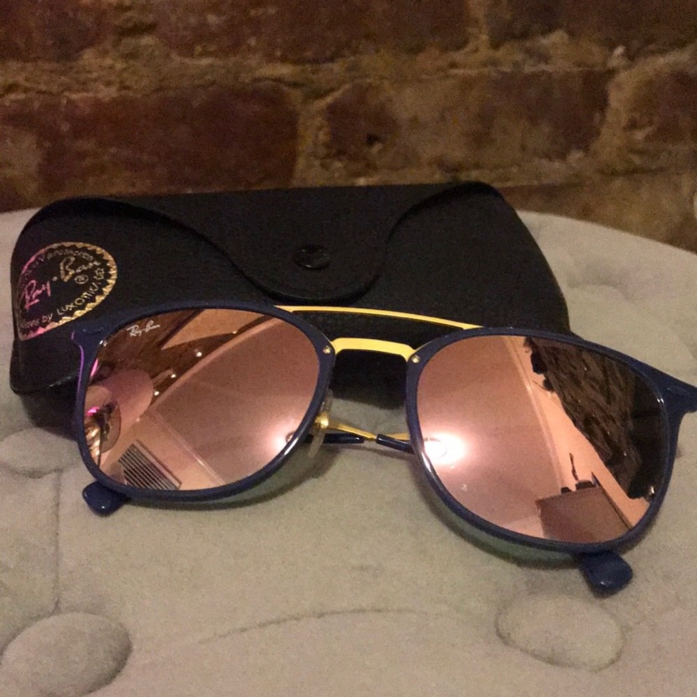 Ray-Ban Round Sunglasses (RB4286)